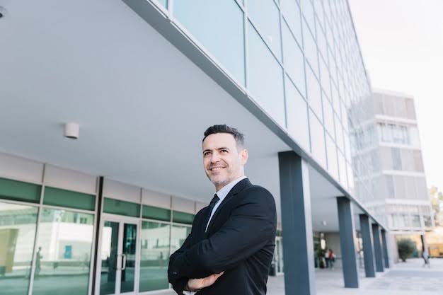 Commercial Real Estate Agent Commercial Real Estate Agent